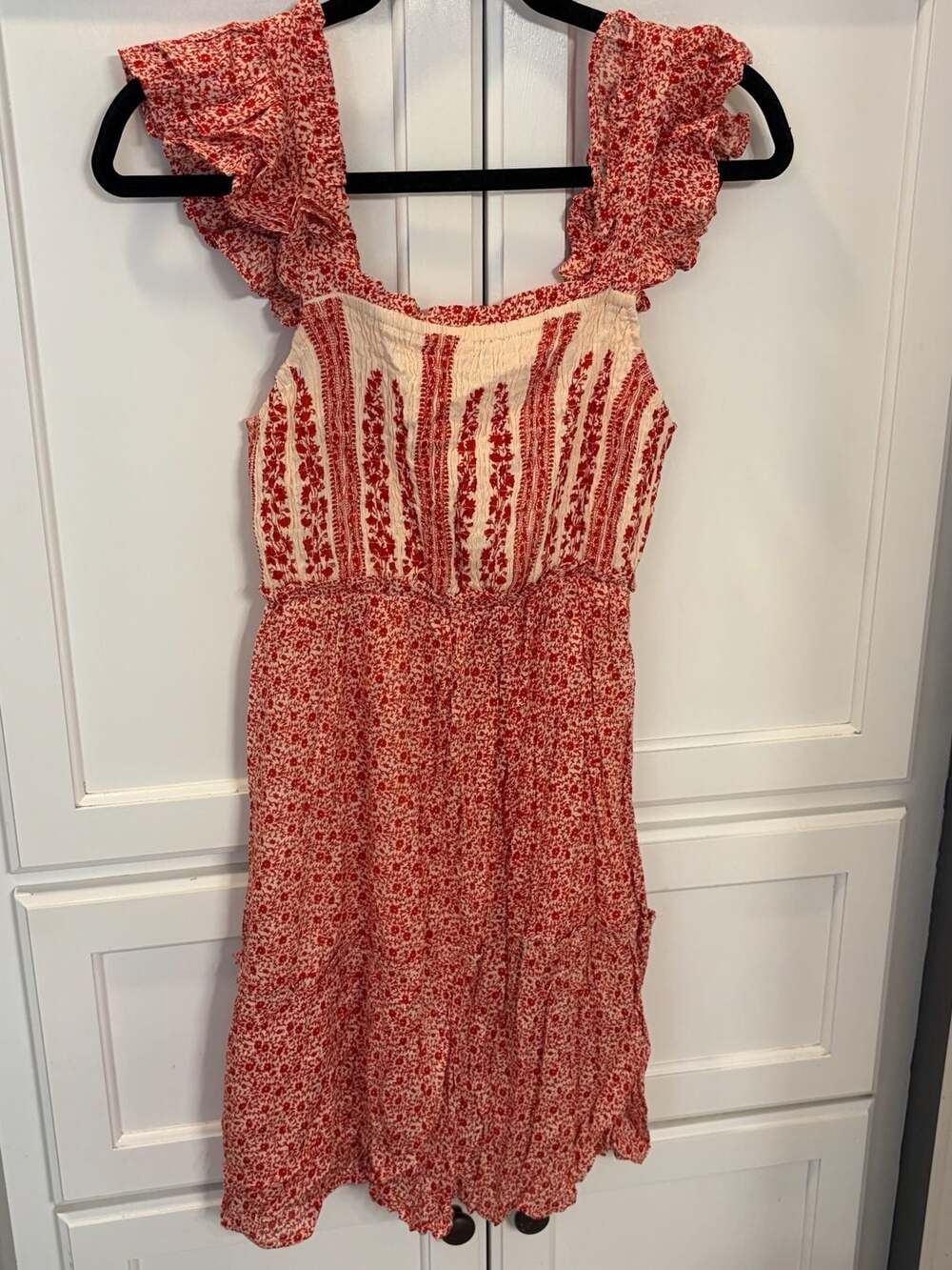 Sim & Sam Red Floral Ruffle Sleeve Smocked Mini Dress Size S